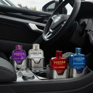 Fondo Interior Auto con Perfumes